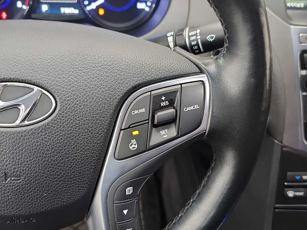 Hyundai Grandeur — photo 16
