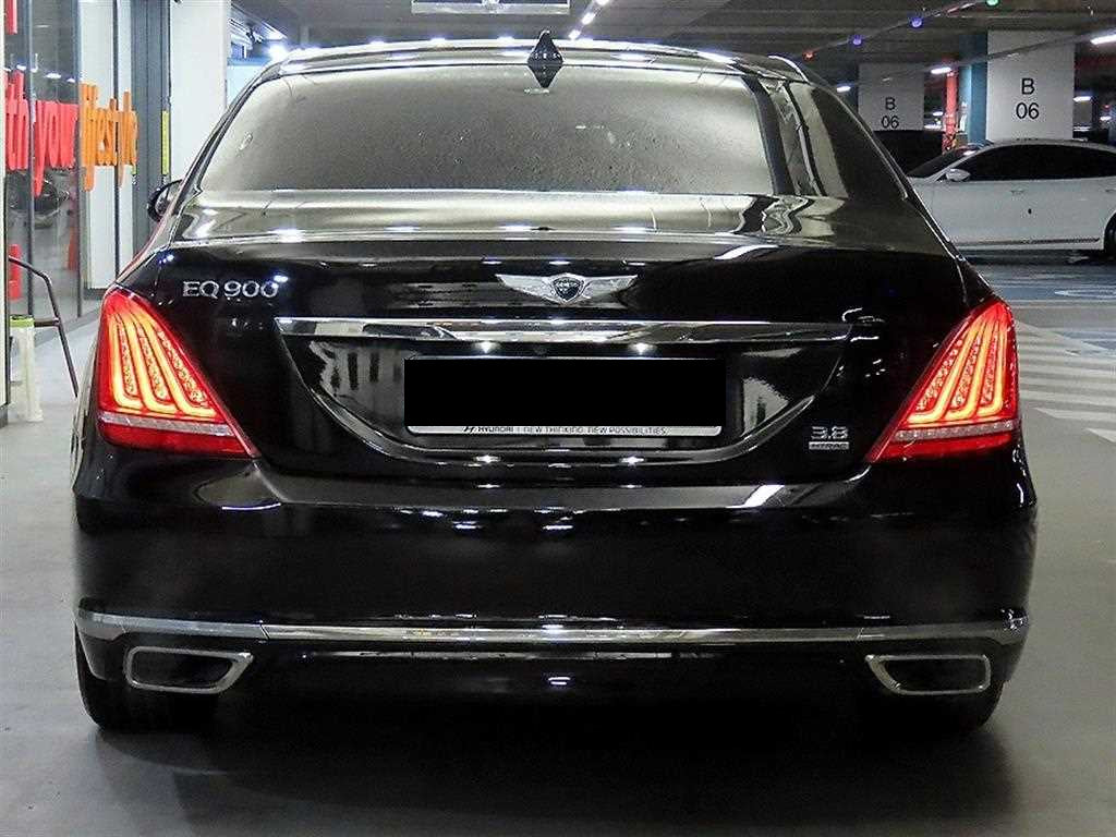 Genesis EQ900 — photo 05