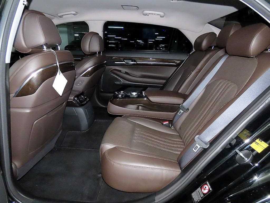 Genesis EQ900 — photo 07