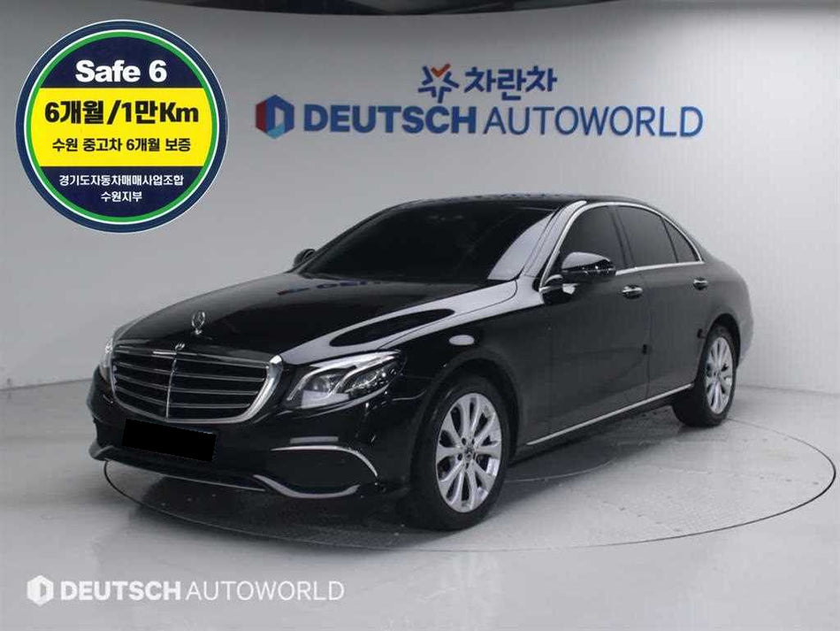 Mercedes-Benz E-Class — photo 01