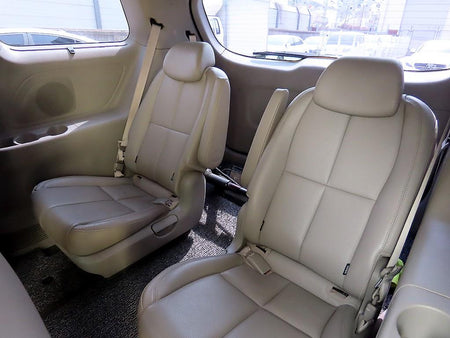 Kia Carnival — photo 07