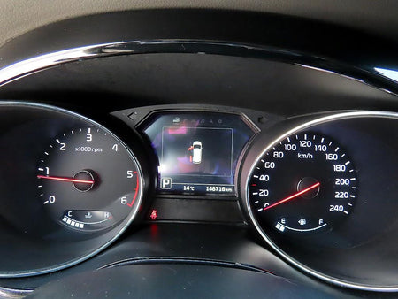 Kia Carnival — photo 10