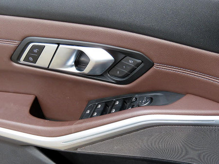 BMW 3-Series — photo 12