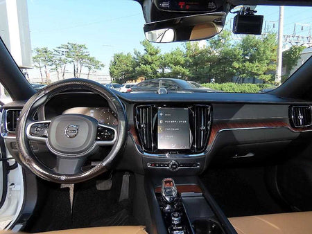 Volvo S60 — photo 07