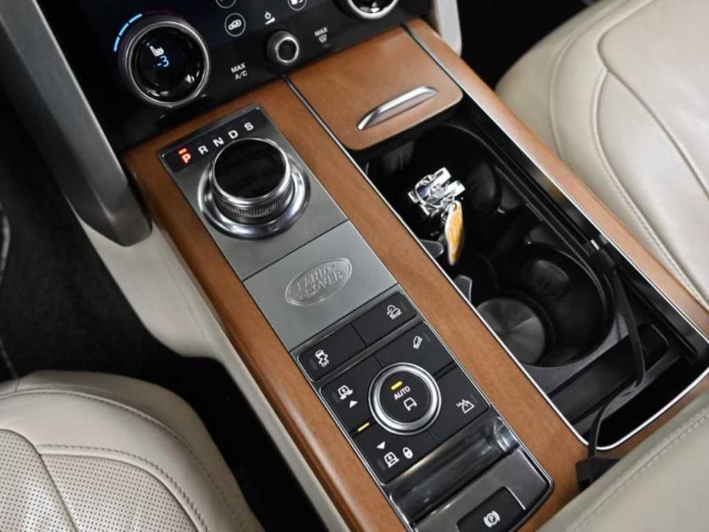 Land Rover Range Rover — photo 09