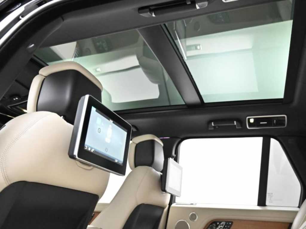 Land Rover Range Rover — photo 18