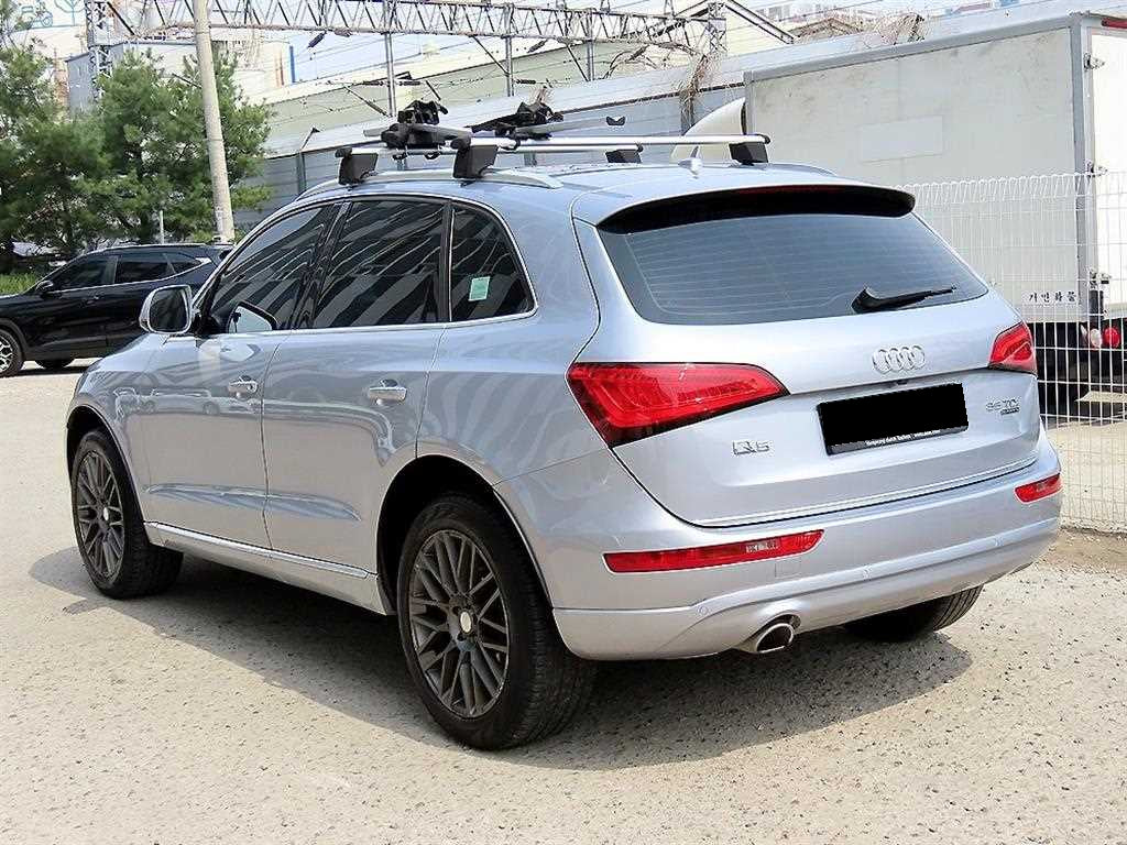 Audi Q5 — photo 03