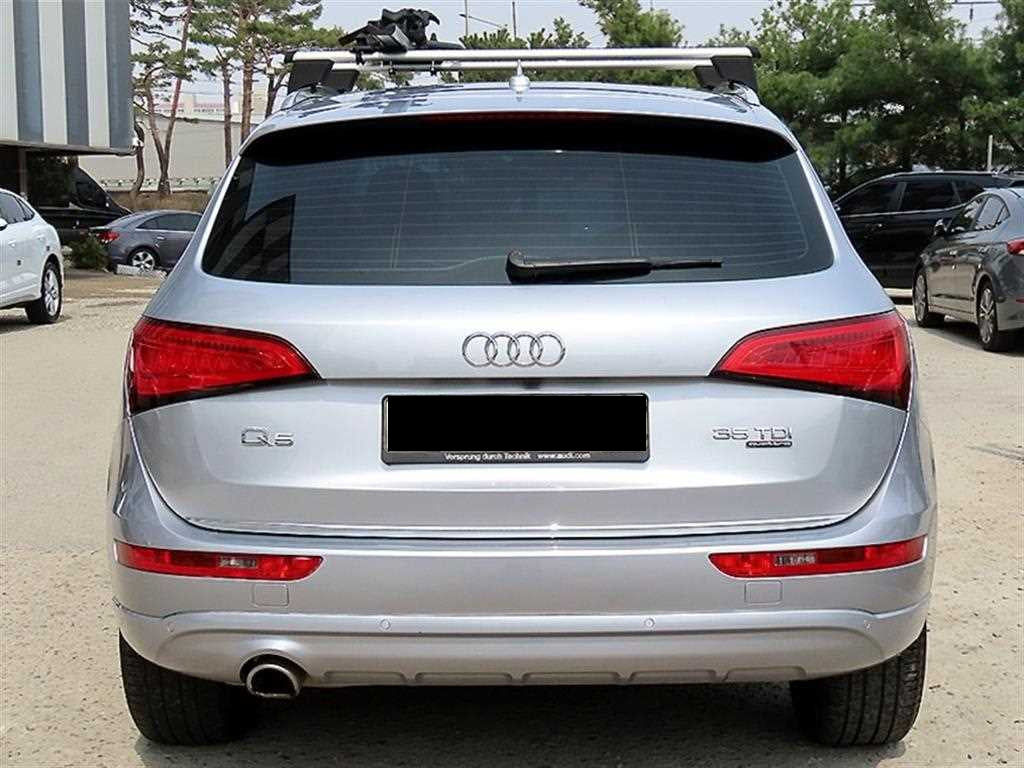 Audi Q5 — photo 04