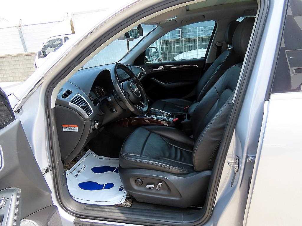 Audi Q5 — photo 05
