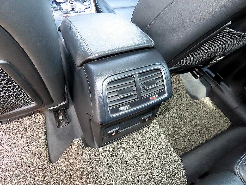 Audi Q5 — photo 15