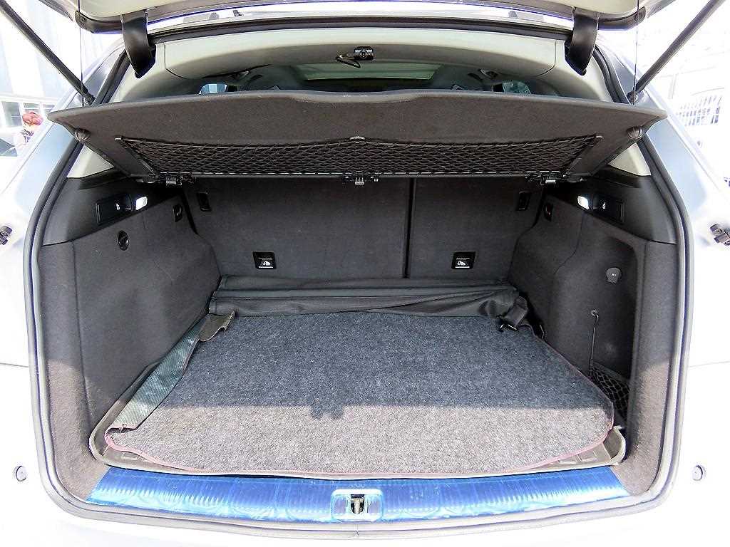 Audi Q5 — photo 18
