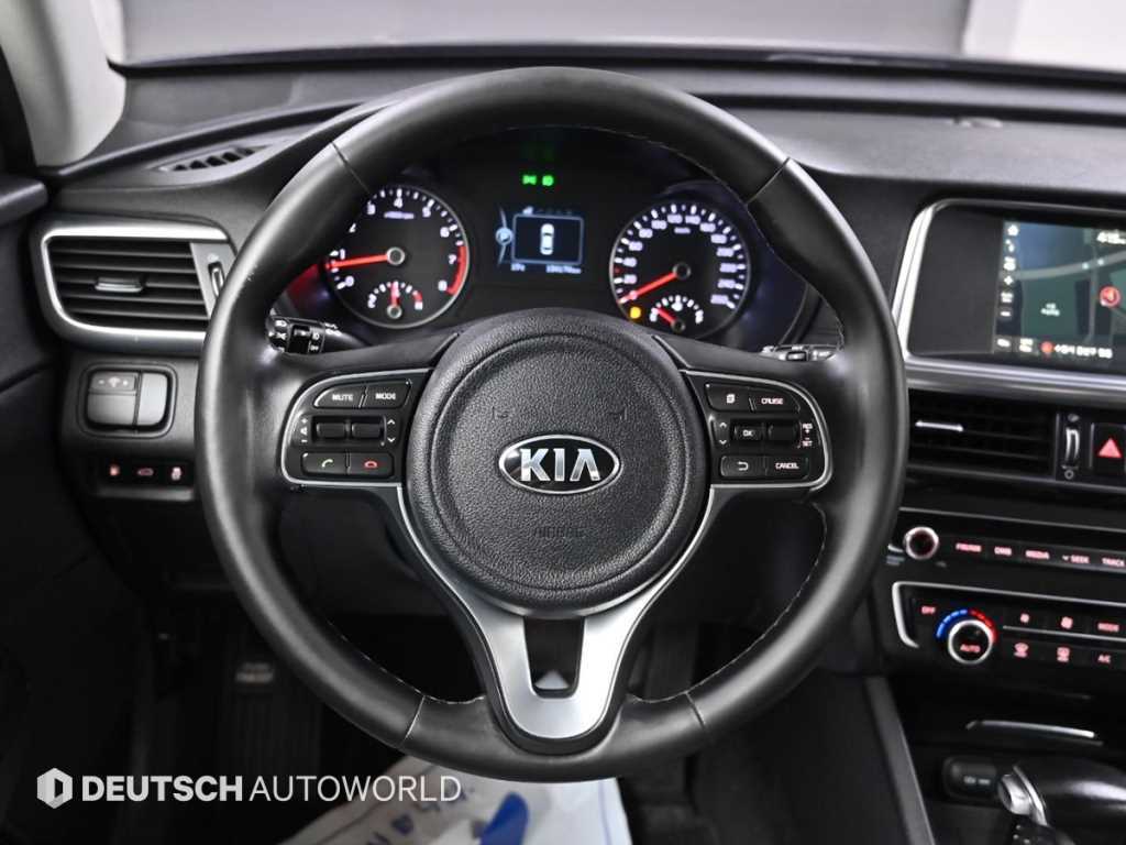 Kia K5 — photo 13