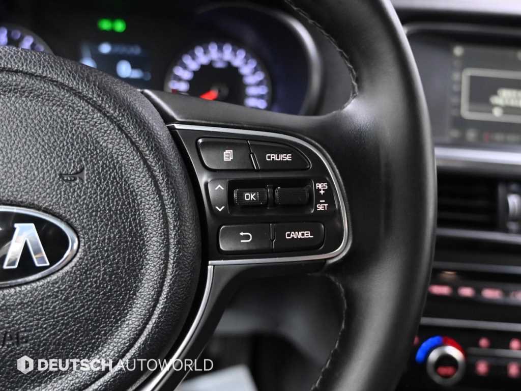 Kia K5 — photo 17