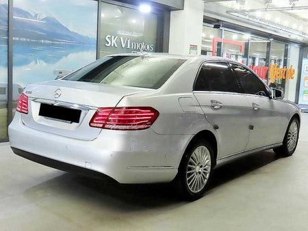 Mercedes-Benz E-Class — photo 04