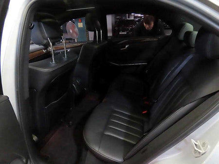 Mercedes-Benz E-Class — photo 07