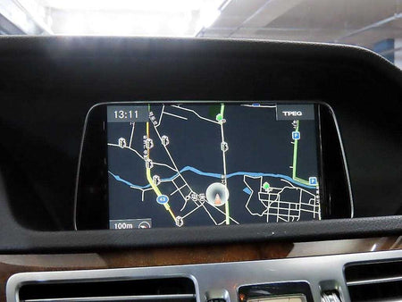 Mercedes-Benz E-Class — photo 14