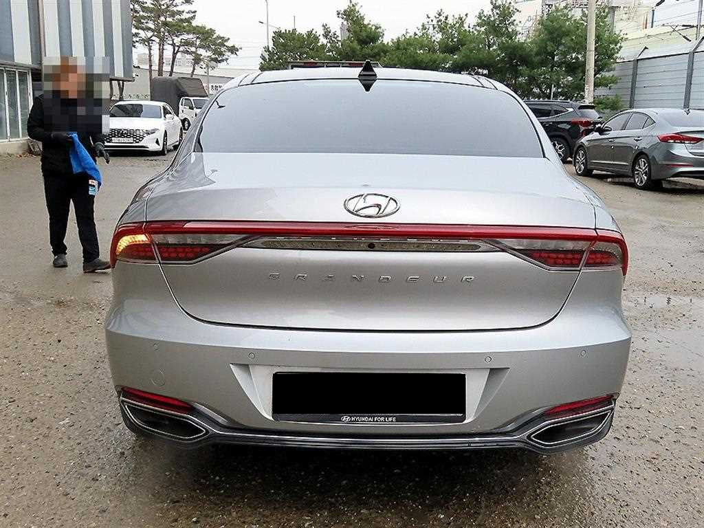 Hyundai Grandeur — photo 04
