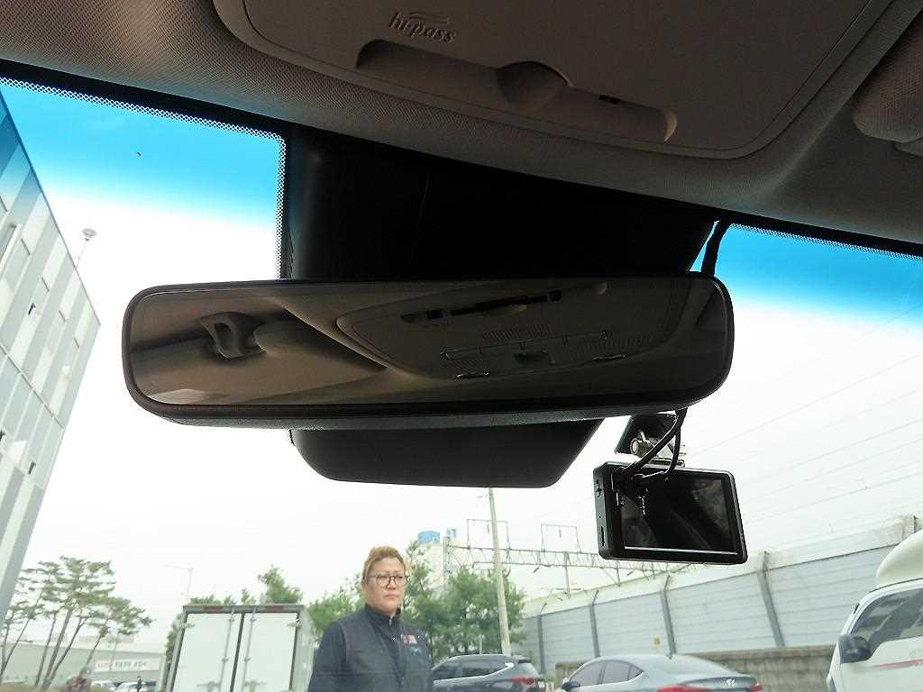 Hyundai Grandeur — photo 14