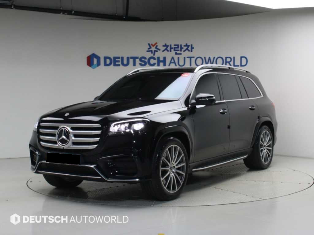 Mercedes-Benz GLS-Class — photo 01