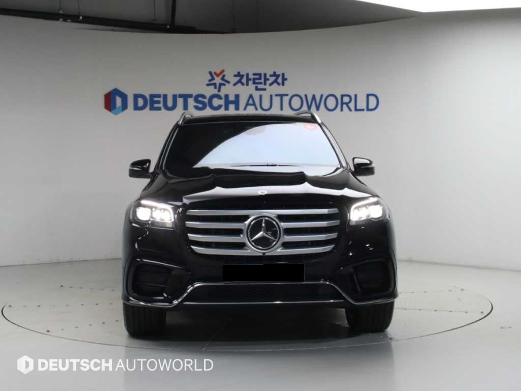 Mercedes-Benz GLS-Class — photo 03