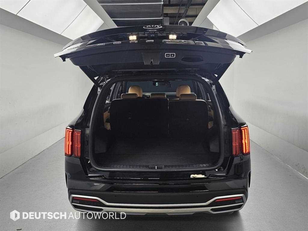Kia Sorento — photo 19