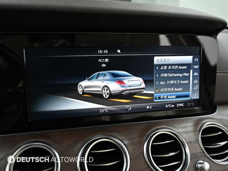 Mercedes-Benz E-Class — photo 17