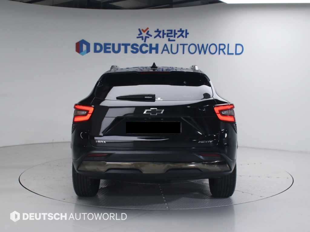CHEVROLET Trax — photo 04