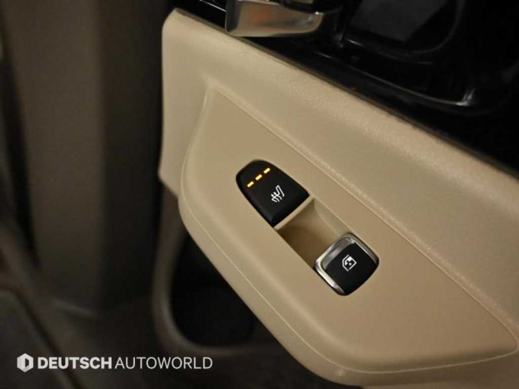 Kia Carnival — photo 16