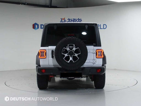 Jeep Wrangler — photo 04