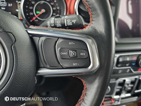 Jeep Wrangler — photo 17