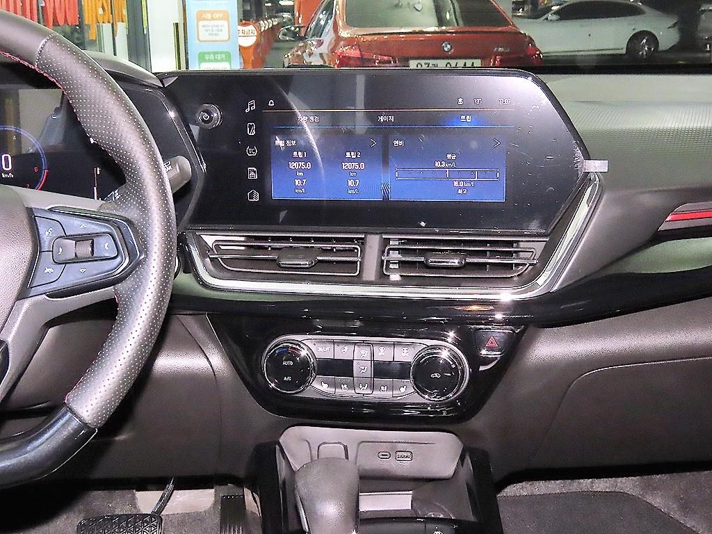 CHEVROLET Trax — photo 11