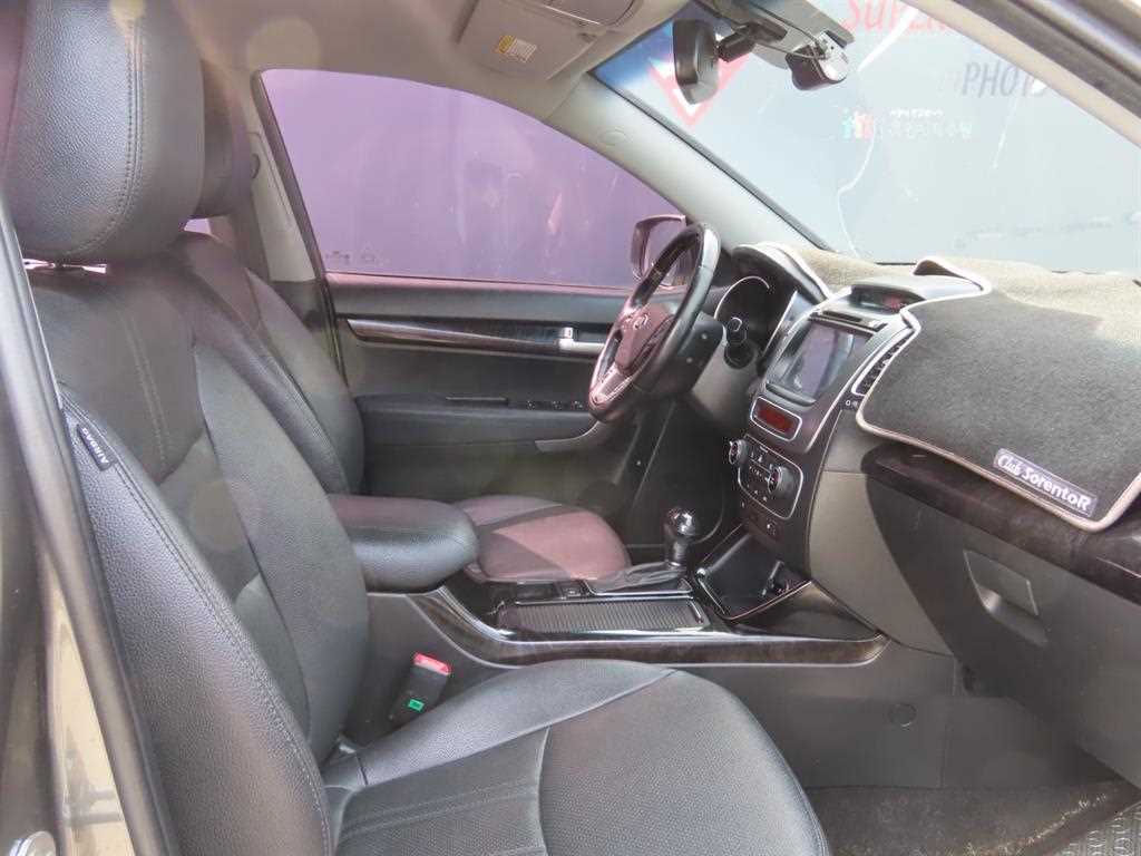 Kia Sorento — photo 06