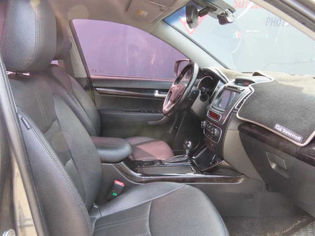 Kia Sorento — photo 06