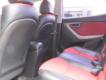 Hyundai Avante — photo 07