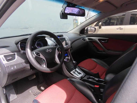 Hyundai Avante — photo 16