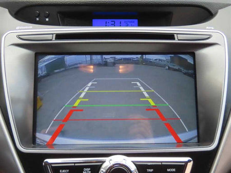 Hyundai Avante — photo 17