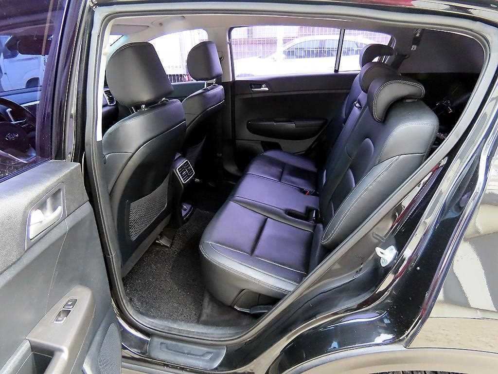 Kia Sportage — photo 06