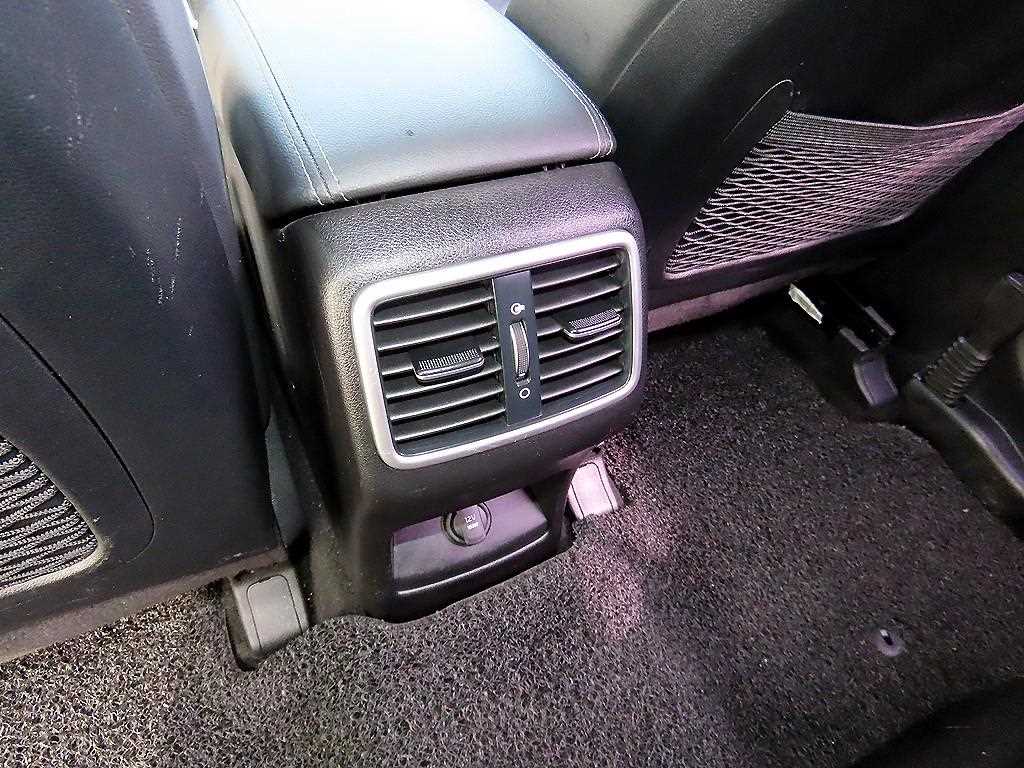 Kia Sportage — photo 18