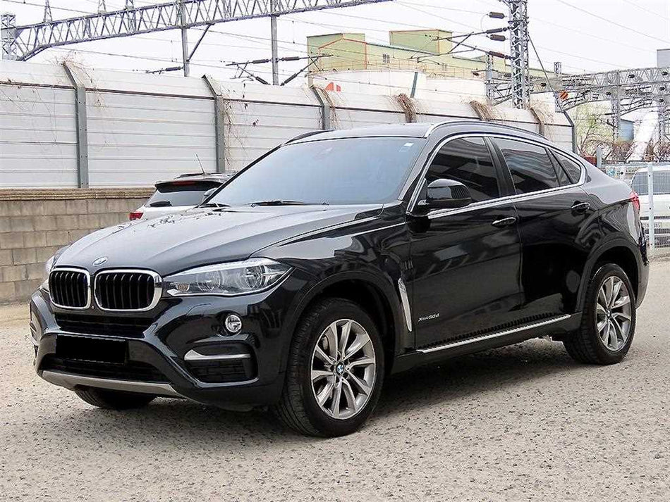 BMW X6 — photo 02