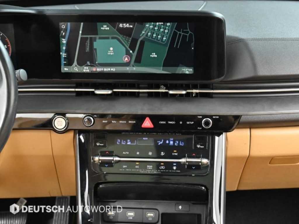 Kia Carnival — photo 14