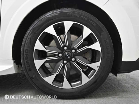 Kia Carnival — photo 05