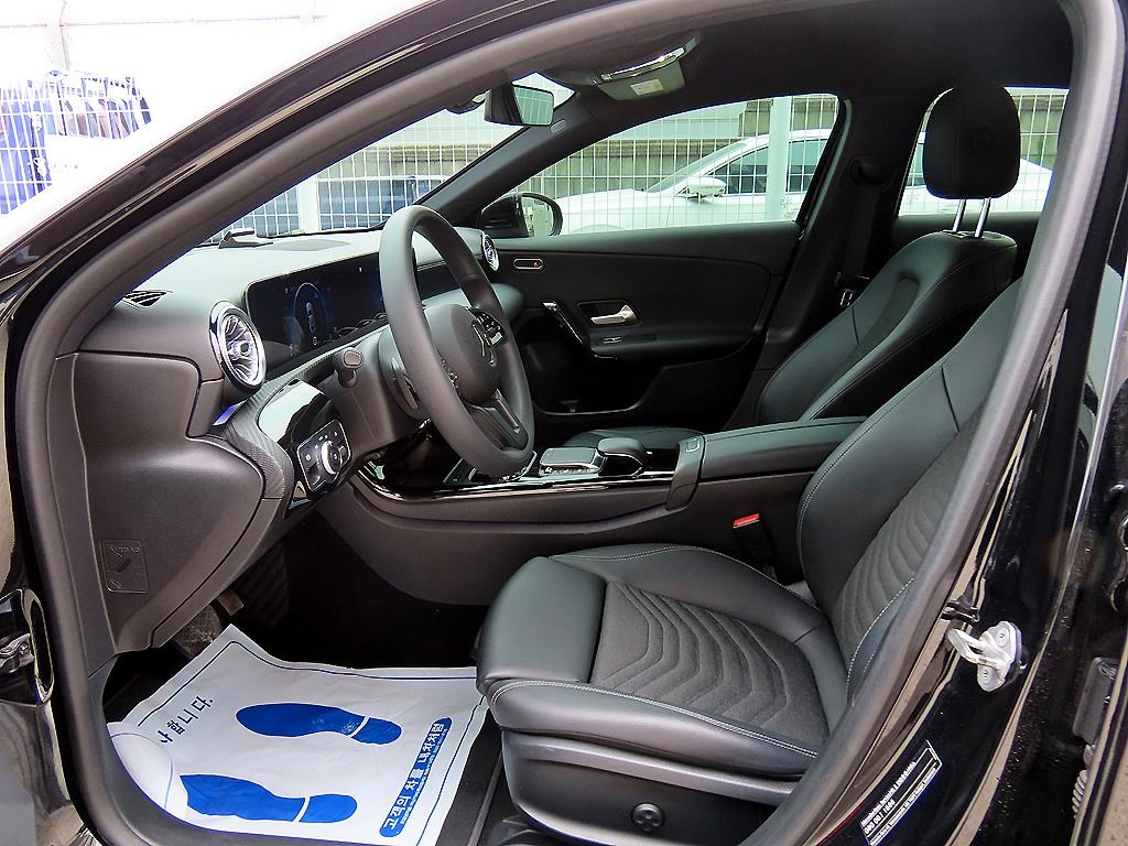 Mercedes-Benz A-Class — photo 05