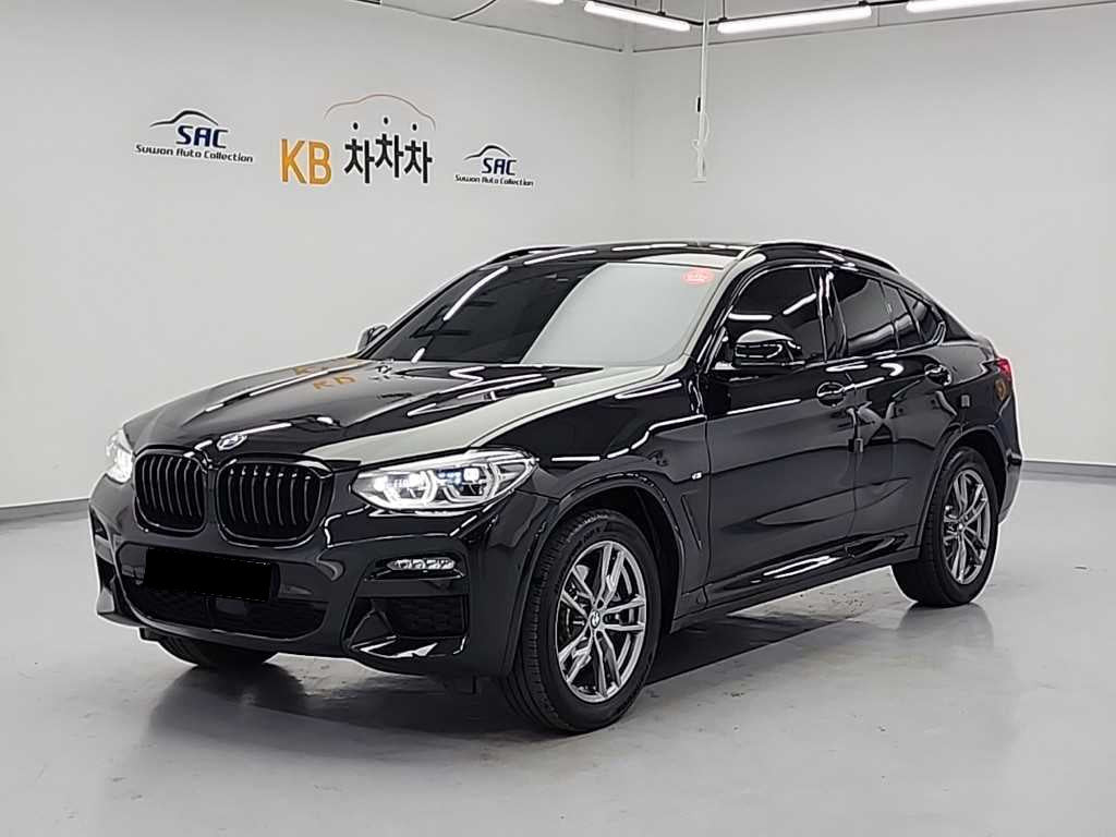 BMW X4 — photo 01