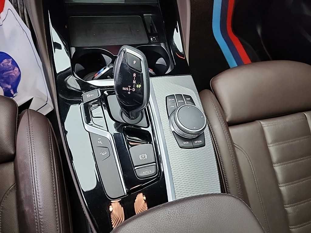 BMW X4 — photo 08