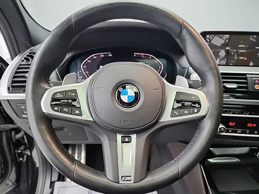 BMW X4 — photo 09