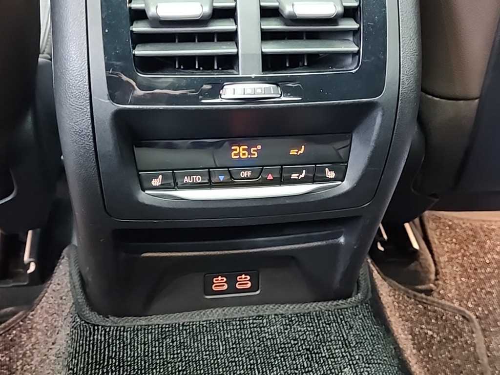 BMW X4 — photo 13