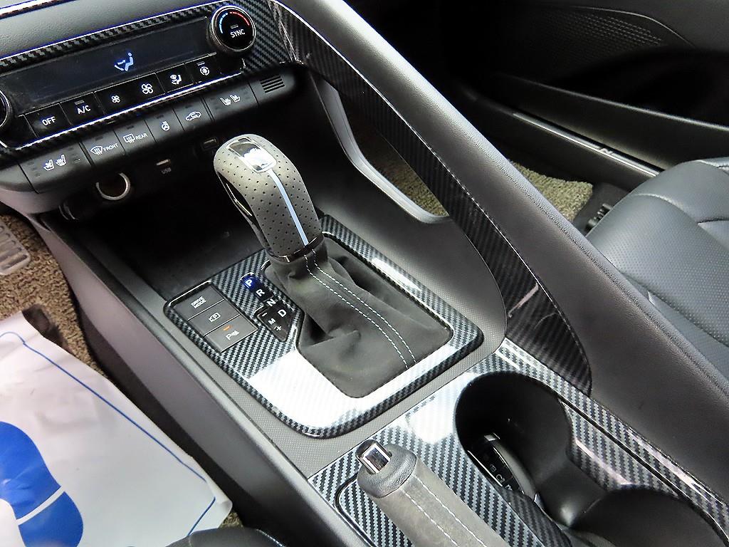 Hyundai Avante — photo 10