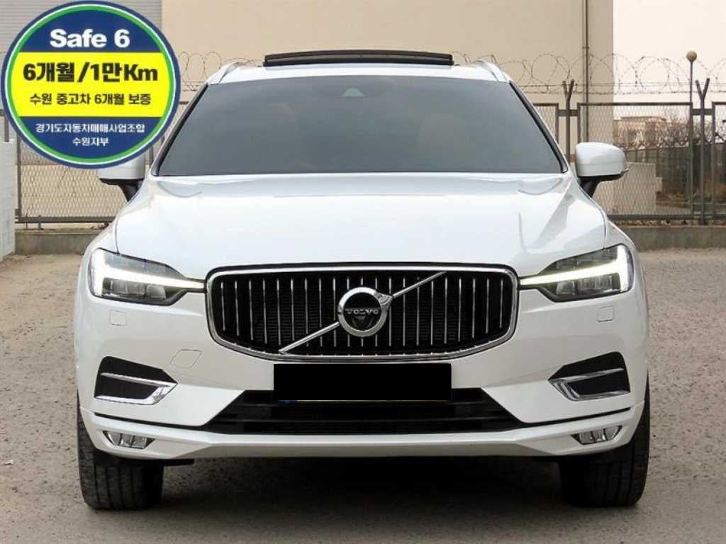 Volvo XC60 — photo 01