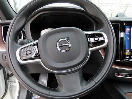 Volvo XC60 — photo 08