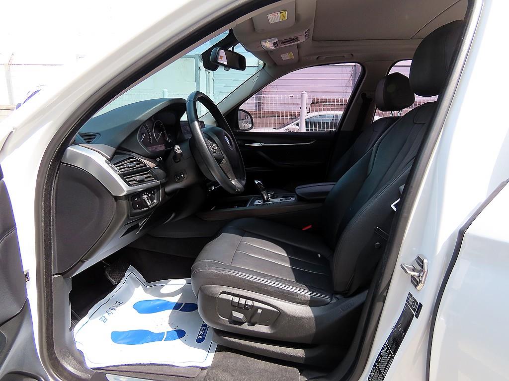 BMW X5 — photo 05